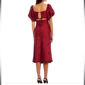 Gabby Floral Jacquard Sweetheart Puff Sleeve Cut-Out Tie Back Detail Midi Dress